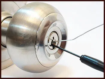 Usa Locksmith Service Tariffville, CT 860-385-1134 - 1-locksmith