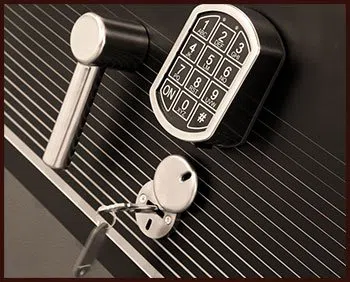 Usa Locksmith Service Tariffville, CT 860-385-1134 - 10-commercial-lockouts