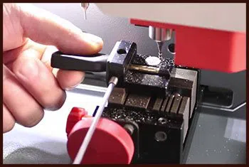 Usa Locksmith Service Tariffville, CT 860-385-1134 - 11-key-cutting